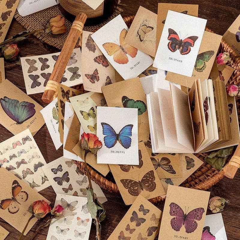 Mini Books Vintage Paper - Butterflies