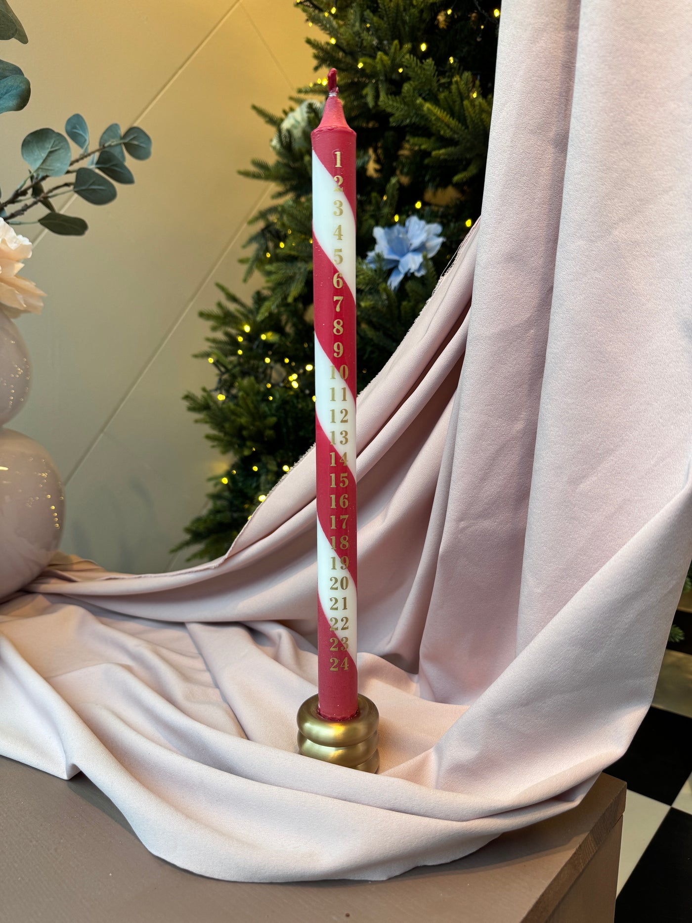 Kalenderlys - Polka - Rød/hvit