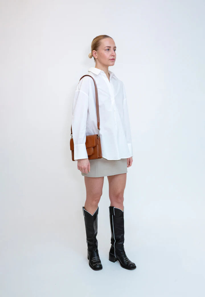 Cayman Pocket Glossy Structure - Brown Amber