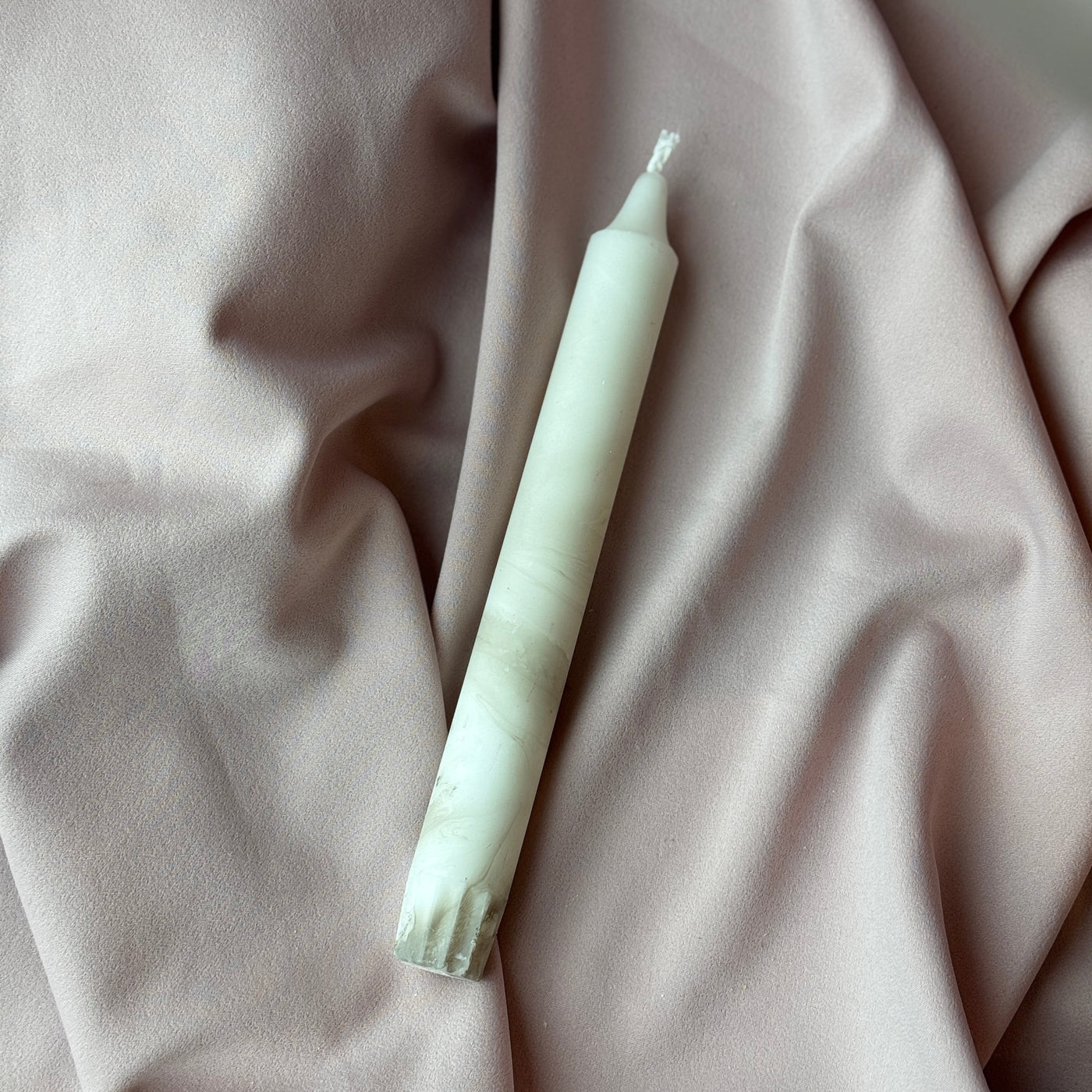 Kronelys - Matte marble- Beige