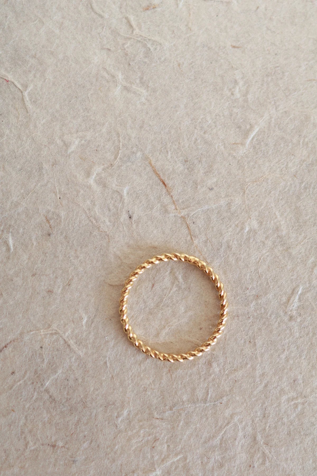 Spire ring tynn - Forgylt