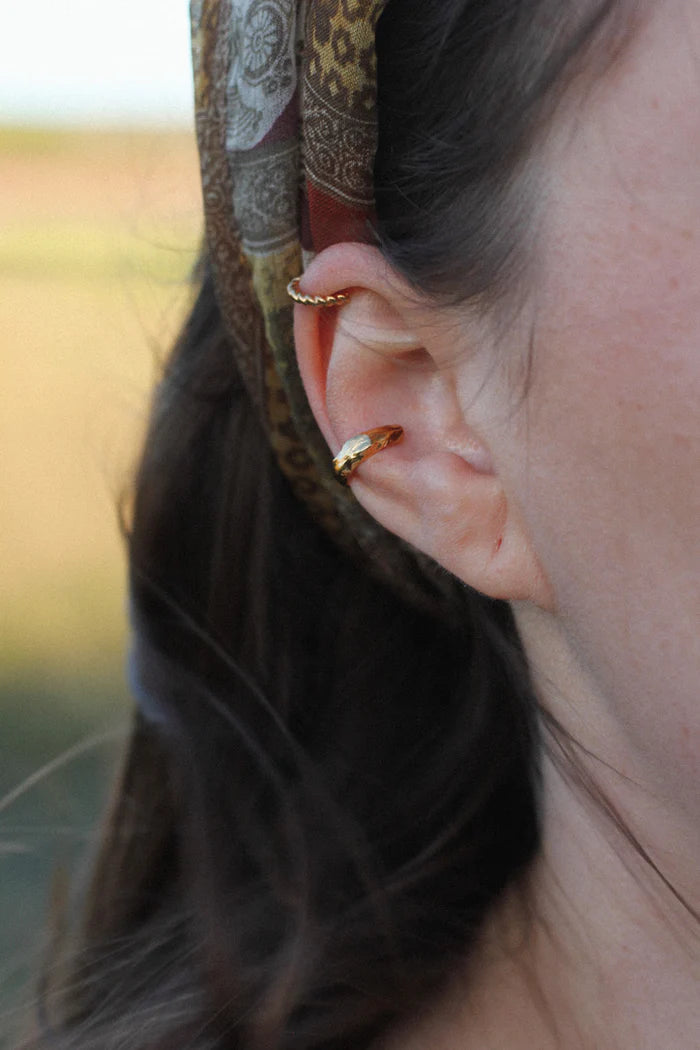 Bølge Earcuff - Forgylt