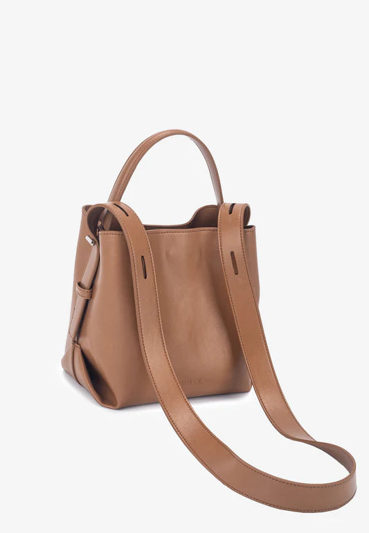 Molly Glossy Structure - Mocha