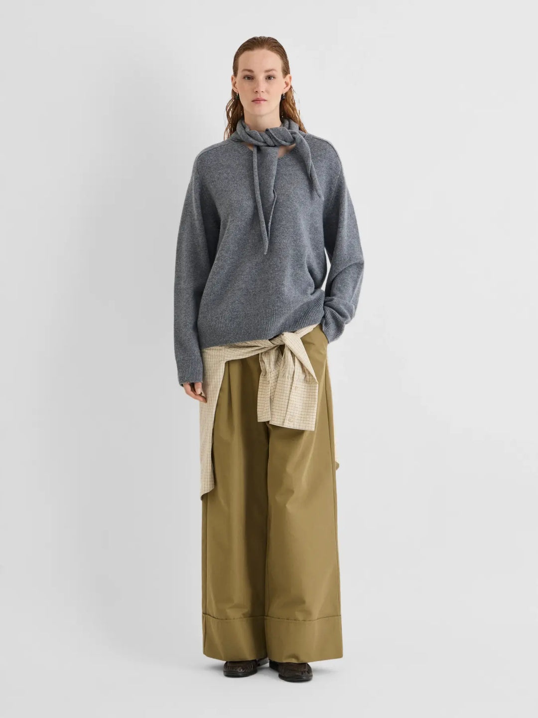 Roukate L/S V-Neck Knit/1 - Dark Grey Melange