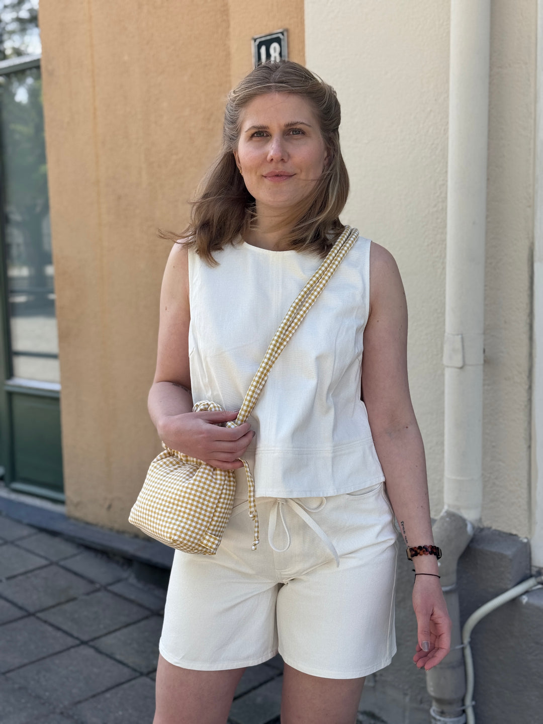 Naomamd solid top, Top - Soft White