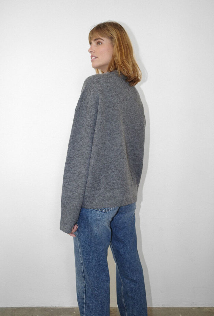 Olol O-Neck Knit - Dark Melange