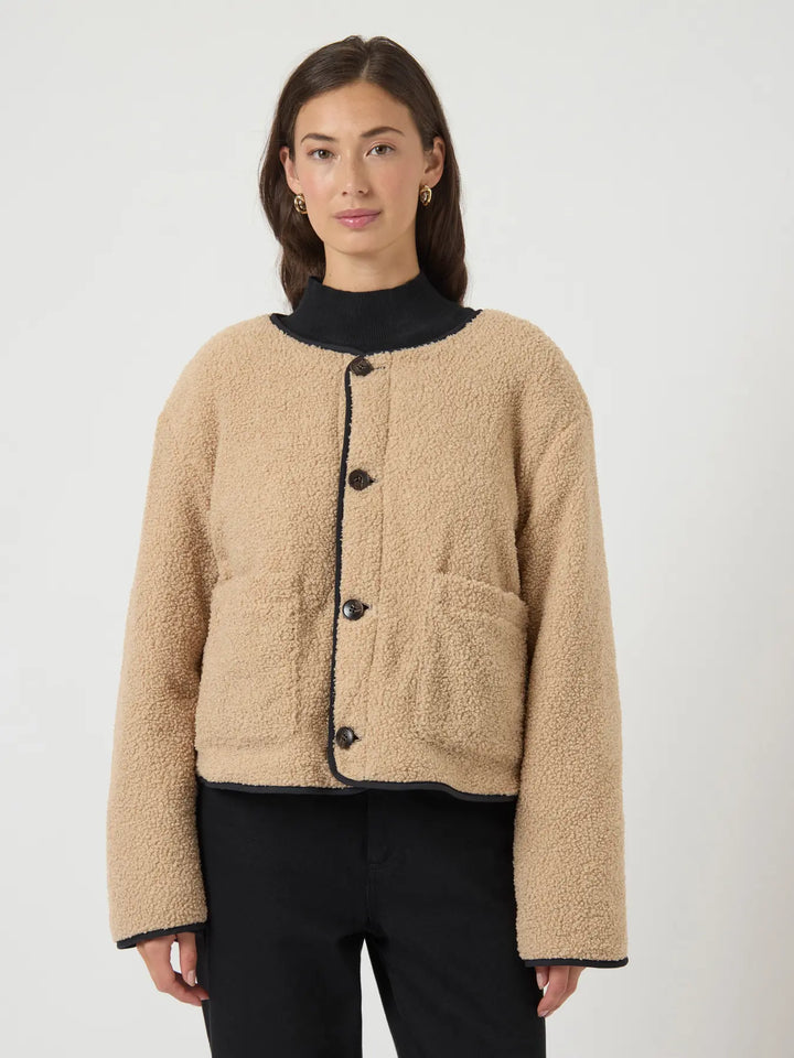 Yasanari ls reversible quilted coat
