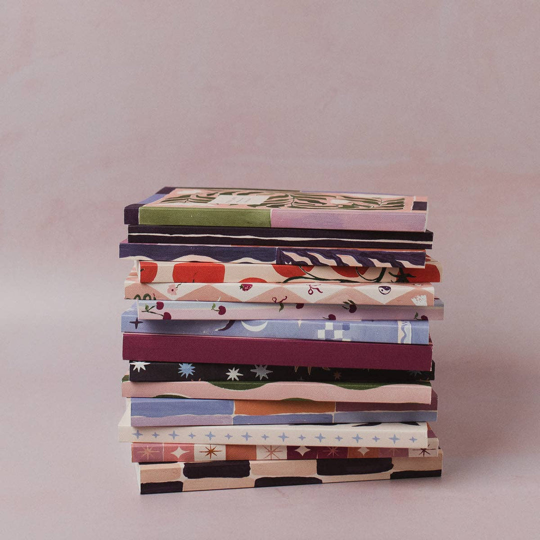 Studio Abstract - Undated Weekly Planner