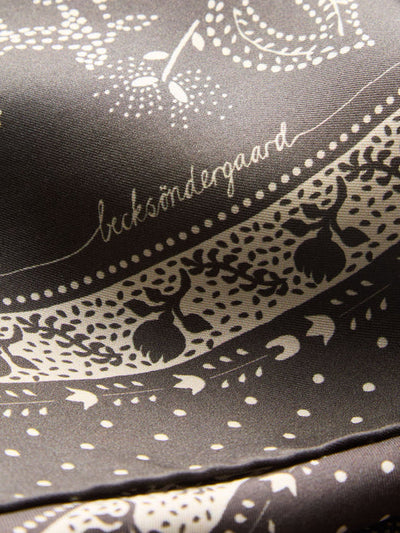 Dotted Flora Sia Scarf - Hot Fudge Brown