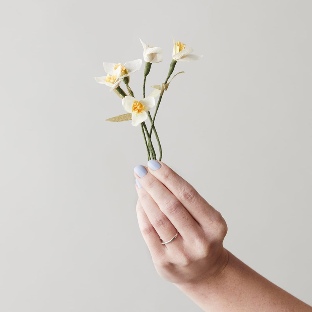 Papirblomster - Hvitveisbukett