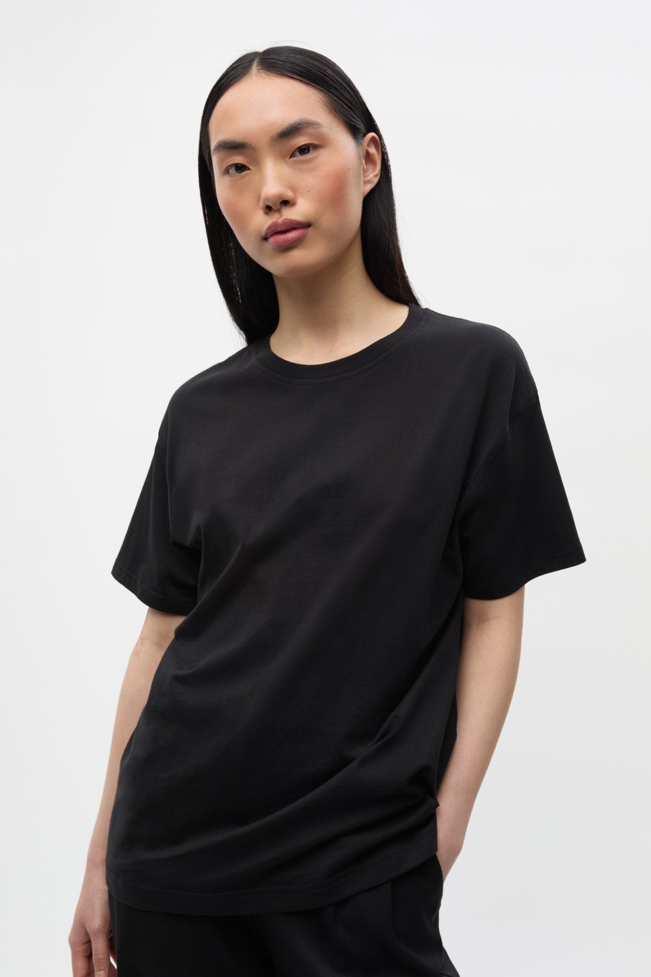 Enkulla Ss Tee Solid 5310 - Black