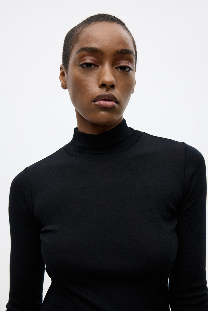 Enanna Ls T-N Tee 7226 - Black